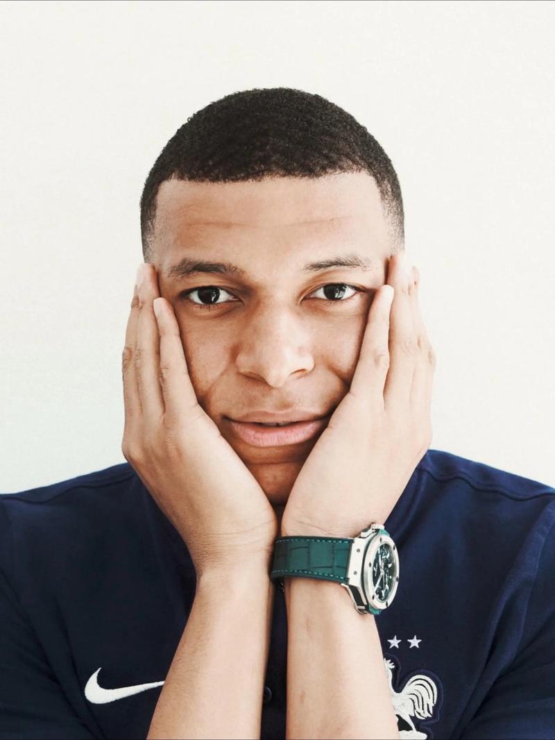 塔子哥即将迎来的对手是...Arsenal Ne...（塔子哥即将迎战的对手是阿森纳）