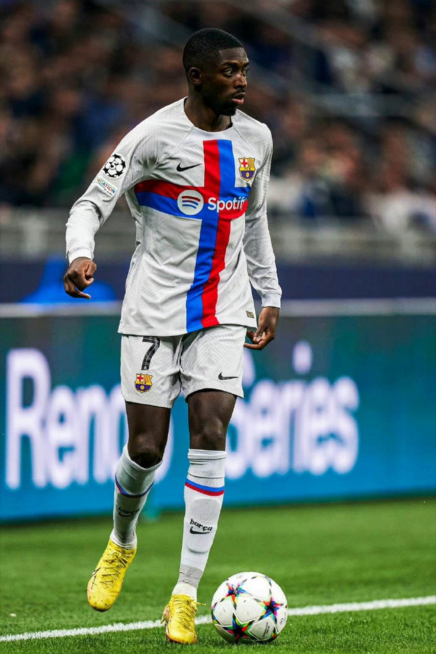 球星连续三次关键得分（球星三度关键时刻建功）