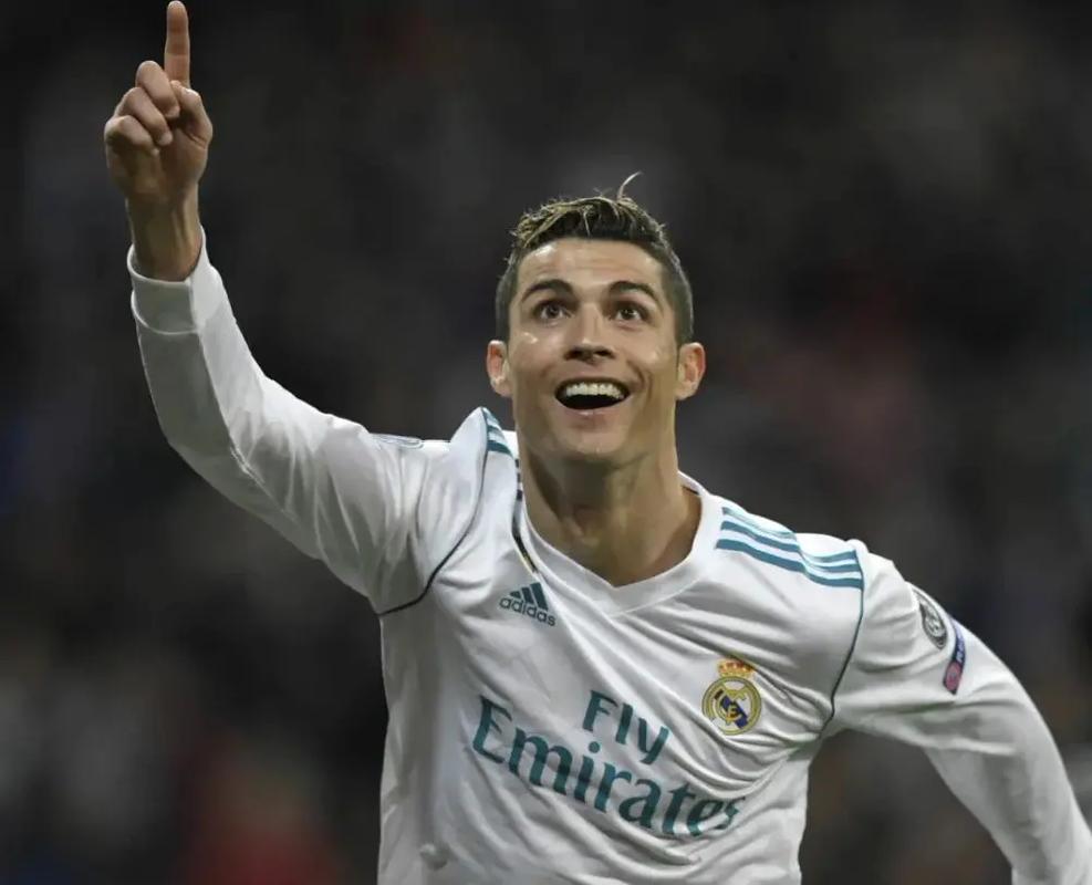 阿斯：预计皇马25-26赛季收入将创体育机构纪录，达12.48亿欧（阿斯报称：皇马25-26赛季收入预计达12.48亿欧元，有望创体育机构历史新高）