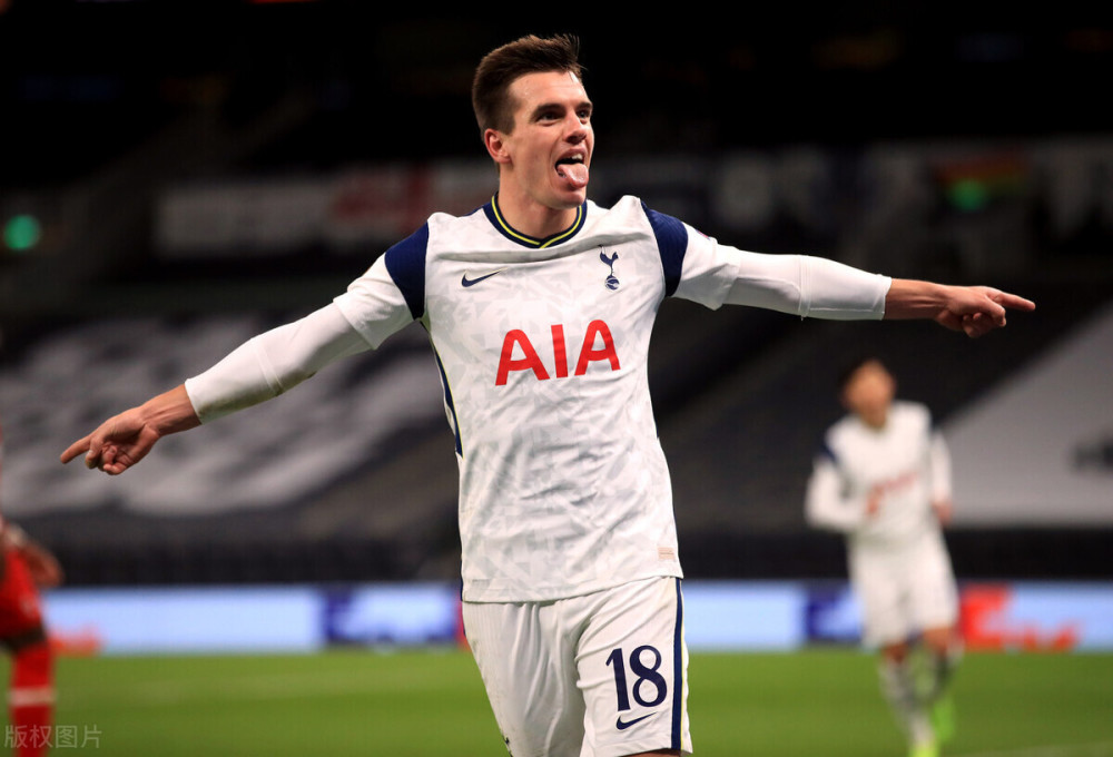 射正率暴跌+机会锐减！TA解析：萨拉赫进攻数据显著下滑（TA解读：萨拉赫进攻表现显著下滑——射门准星跳水、机会产出骤减）