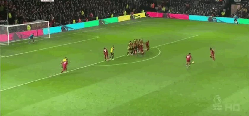 萨哈：麦克托米奈可以在皇马和巴萨踢球，甚至拜仁慕尼黑（萨哈：麦克托米奈足以立足皇马和巴萨，乃至拜仁慕尼黑）