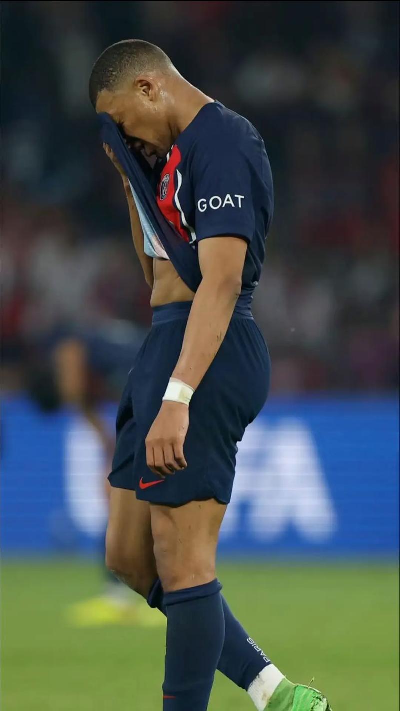 山西106-93广东 球员评价：4人满分，4人及格，1人低迷（山西106-93击败广东，球员打分：4人满分、4人及格、1人低迷）